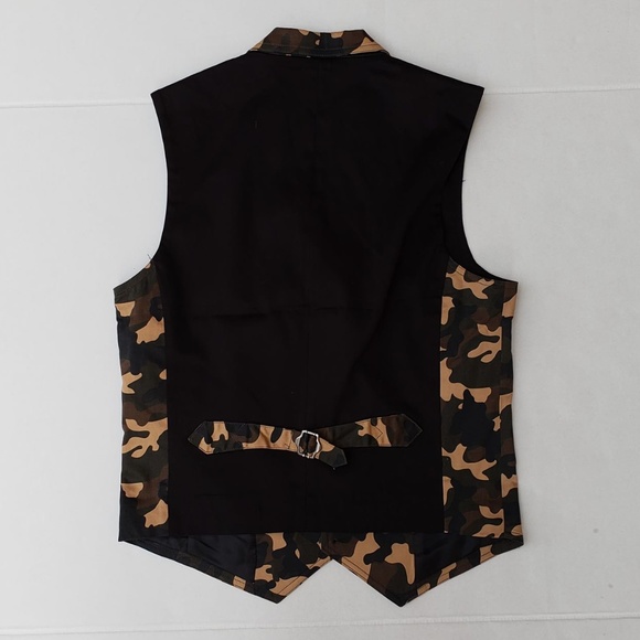 New Men's G by GUESS Tycho Camo Vest - Picture 6 of 8